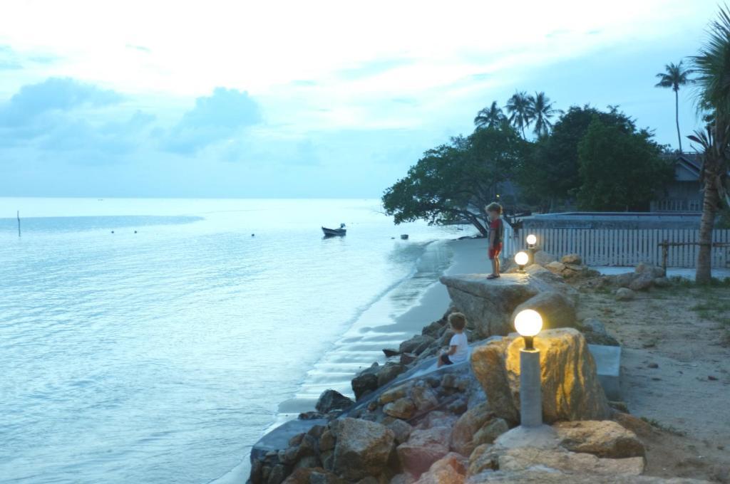 Phangan Palm Beach Resort & Restaurant Koh Phangan Exteriör bild